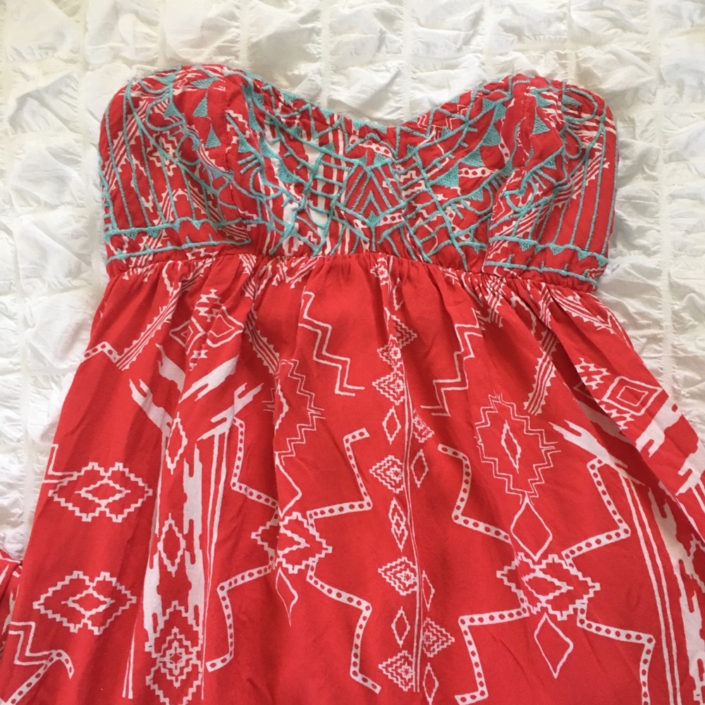 Size {S} Billabong Strapless Summer Dress